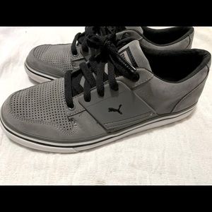 PUMA’S SHOES BOYS size 5